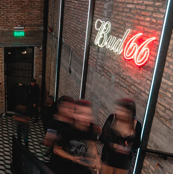 +595 Lounge Club